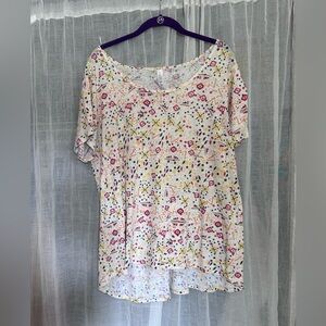 LuLaRoe Morgan Patterned XXL Tee